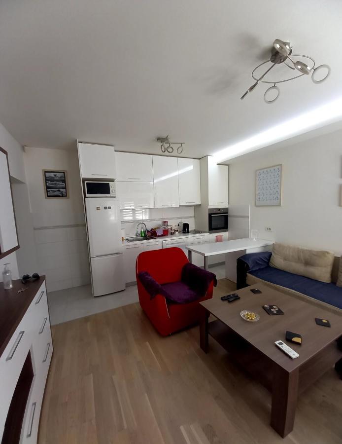 Skopje Contemporary Apartment Dış mekan fotoğraf